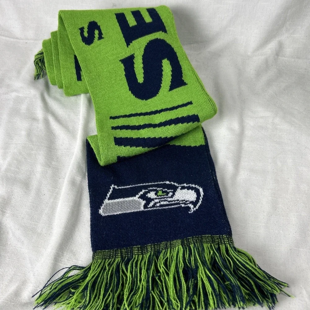 Officially Licensed FOCO NFL Seattle Seahawks Big Logo Knit Beenie Hat & scarf